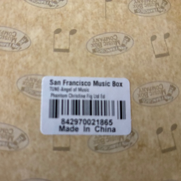 Vintage Phantom and Christine Music Box Limited Edition With Box 1986 - Picture 9 of 9